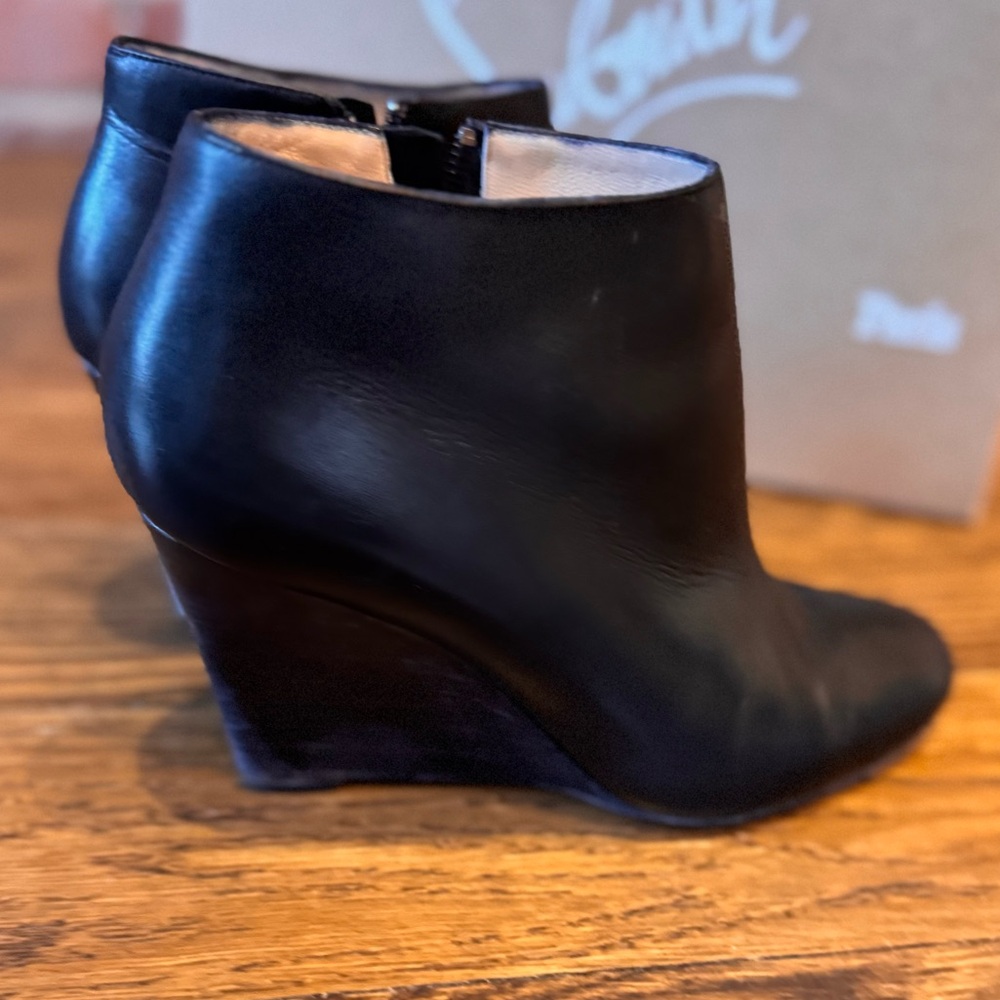 Christian Louboutin booties- size 36.5 - Picture 4 of 12